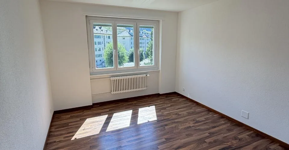 Appartement lumineux de 3.5 pièces avec balcon – foto 3 di 9