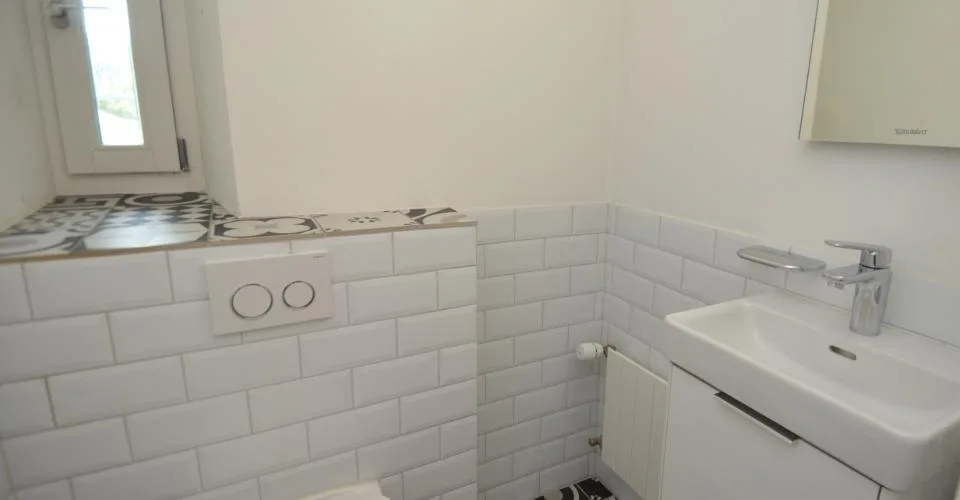 Charmant 3,5 pièces avec terrasse dans une maison de campagne