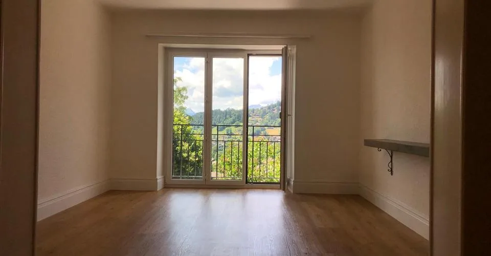 Magnifique appartement de 2.5 pièces au 1er étage – Foto 4 von 11