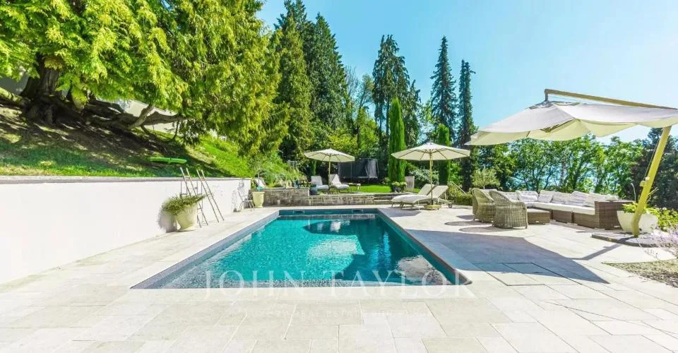 SPECTACULAIRE! Propriété avec piscine et vue panoramique – Foto 13 von 13