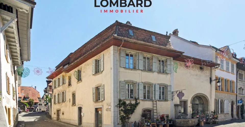 ***VENDU*** Magnifique duplex de 5.5 pièces au cœur d’Estavayer-le-Lac – foto 10 di 12