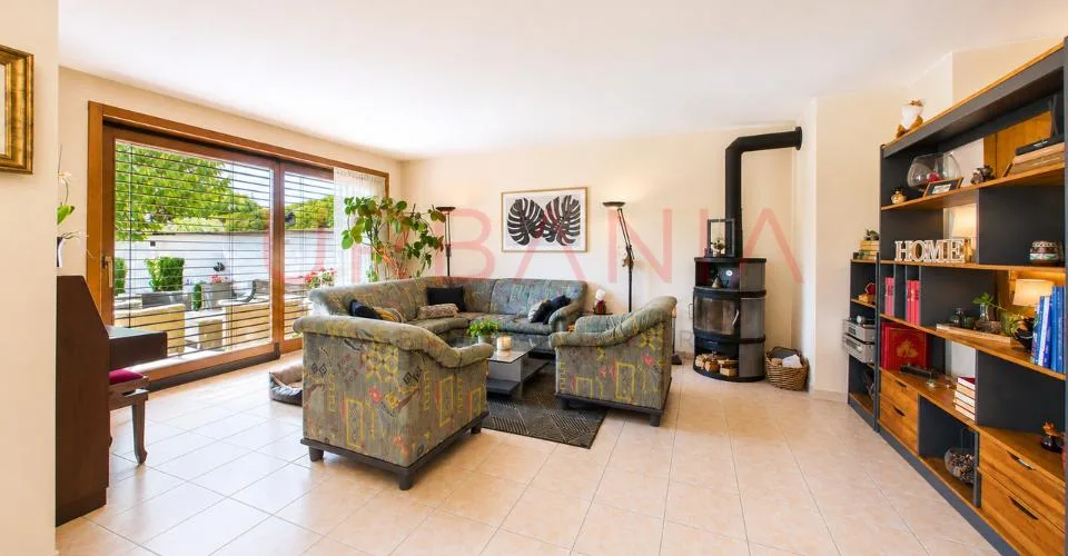 Deux magnifiques villas avec jardins privatifs - Une opportunité rare – photo 4 sur 8