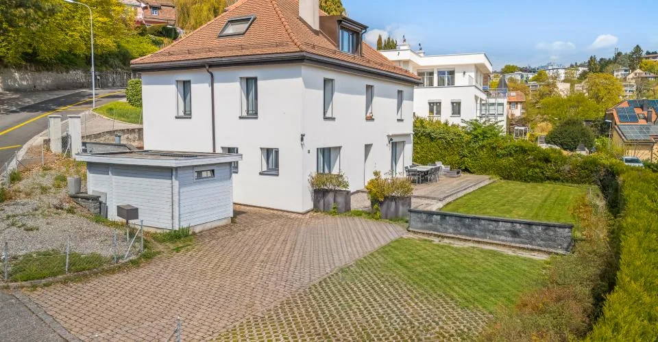 Prachtvolles Einfamilienhaus (mit unabhängigem Studio) - idealerweise in der Nähe des Zentrums gelegen – Foto 19 von 39