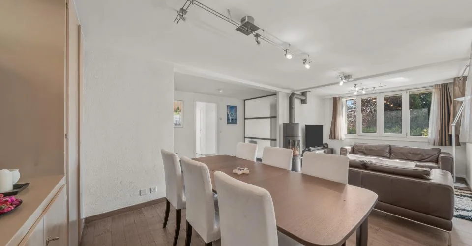 Prachtvolles Einfamilienhaus (mit unabhängigem Studio) - idealerweise in der Nähe des Zentrums gelegen – Foto 28 von 39