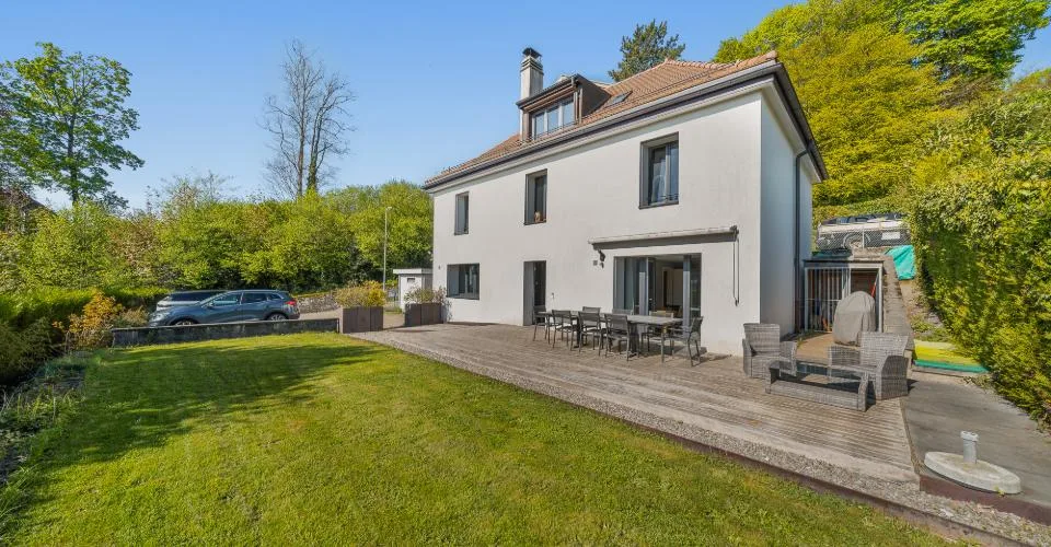 Prachtvolles Einfamilienhaus (mit unabhängigem Studio) - idealerweise in der Nähe des Zentrums gelegen – Foto 23 von 39