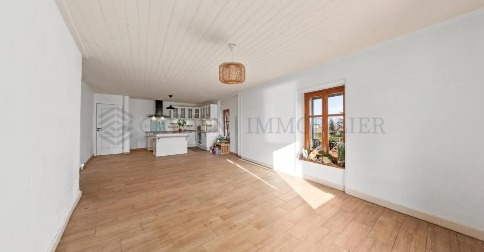 Superbe 5 pièces rénové au coeur de Satigny – Foto 2 von 26