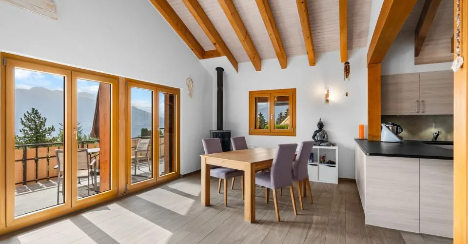 Maison individuelle rénovée en résidence secondaire aux Mayens d'Arbaz – photo 3 sur 8