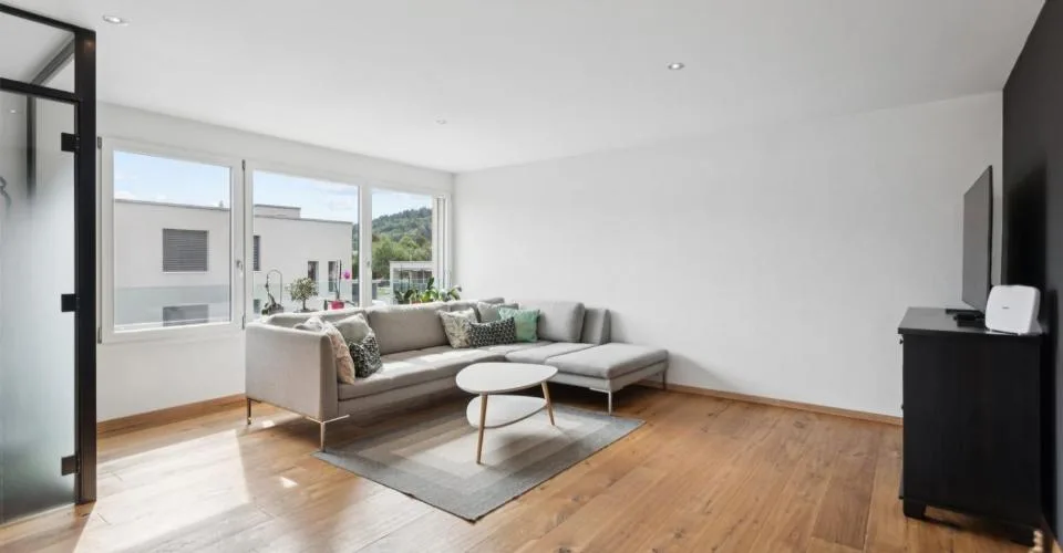Magnifique appartement de 4.5 pièces en attique à Riaz – Foto 9 von 13