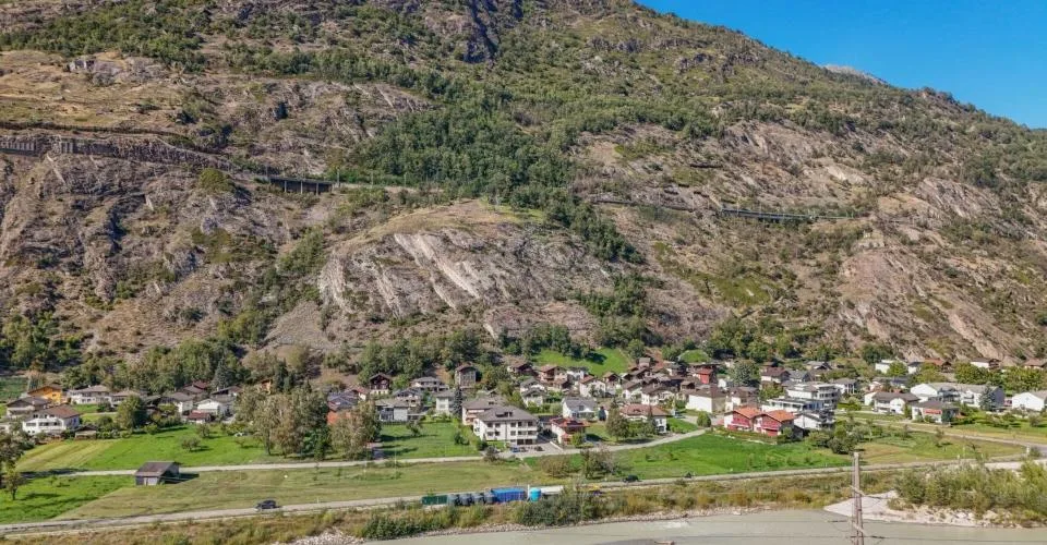 Renditeobjekt mit Substanz und Zukunft - Haus F, Überbauung "Bietschi", Raron – Foto 10 von 11