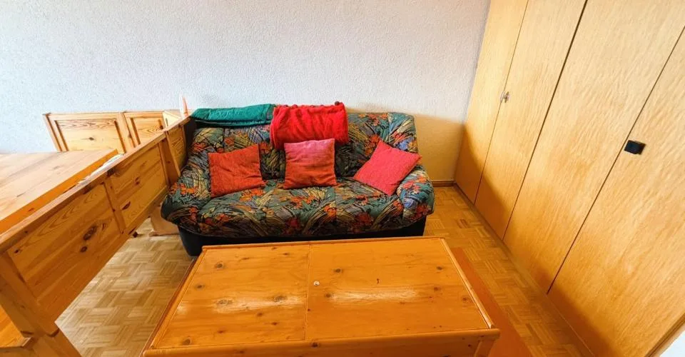 ATTIQUE ! Spacieux et lumineux 1.5 pièces rénové - Extraordinaire vue - Bien Situé - Lieu très calme – photo 4 sur 16