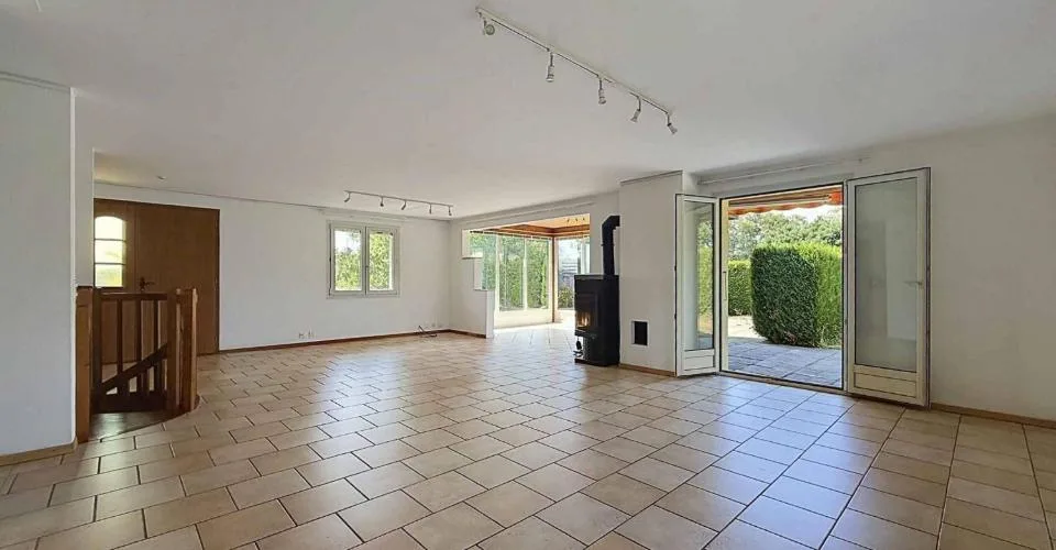 Una casa accogliente nel cuore di Pailly – foto 2 di 13