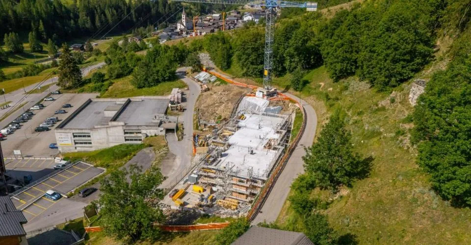 Exklusive Attikwohnung - Wohnen mit alpinem Charme im Tschäggättuhuis – Foto 10 von 10