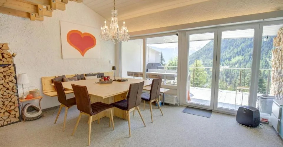 Au coeur de la forêt, belle maison mitoyenne à Champex-Lac ! – Foto 2 von 13