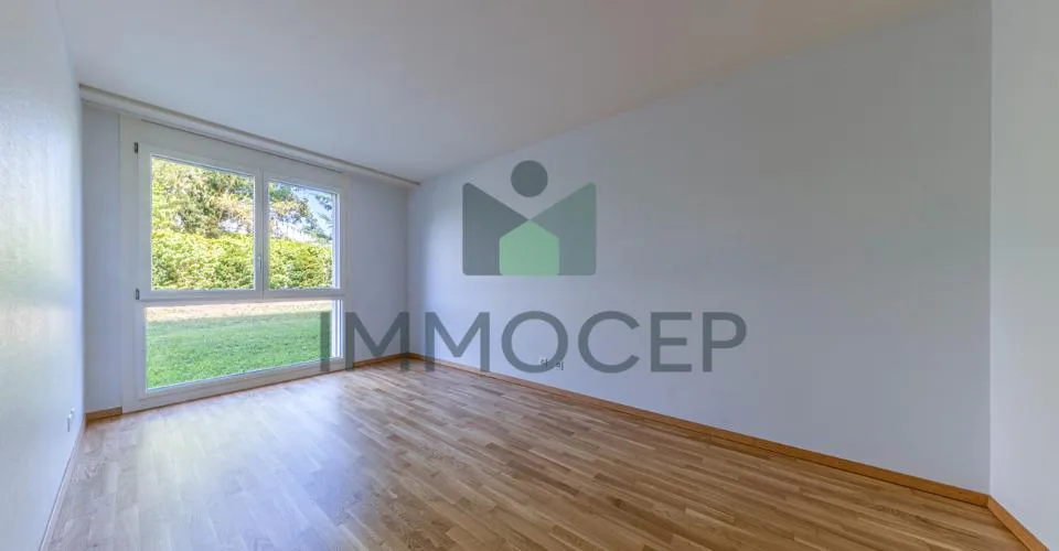 Exclusif: Spacieux 5 pièces traversant de 150m2 pondérés avec box – Foto 3 von 9