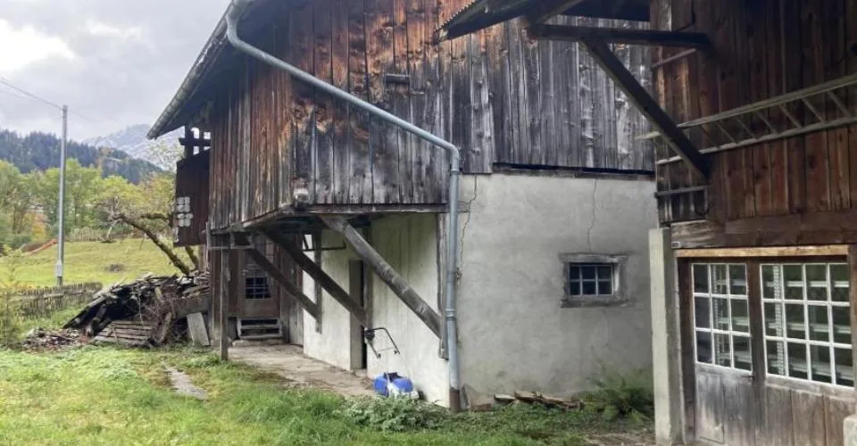 Ancienne ferme avec grange à rénover au coeur de Chesières – Foto 2 von 5