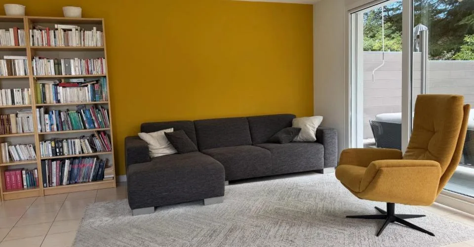 Charmante villa de 4 chambres à Renens avec jardin – foto 4 di 13