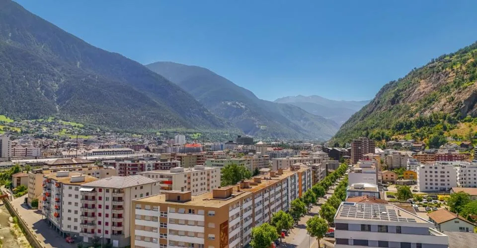 Centro di Naters: appartamento di 4,5 locali con vista sulla montagna