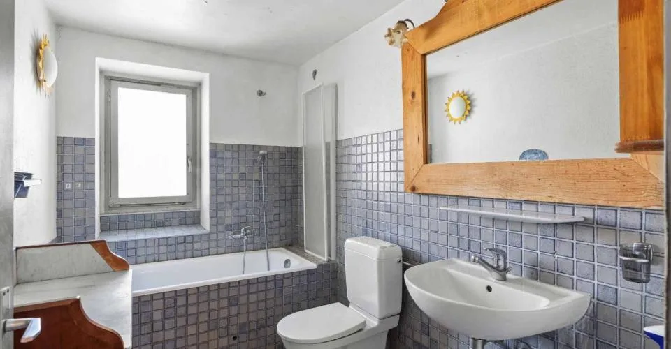 Maison à rénover avec vue sur le coeur du village – foto 9 di 11