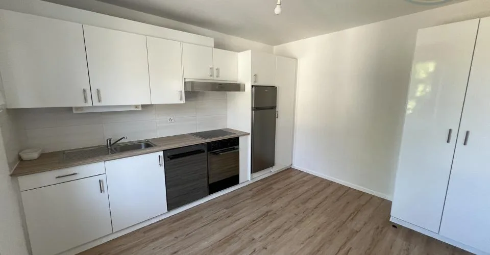 Charmante maison villageoise rénovée avec goût et en bordure de forêt – Foto 7 von 11