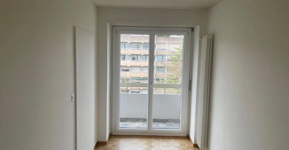 Exclusif - Appartement de 3.5 pièces traversant au 7ème étage – photo 4 of 5