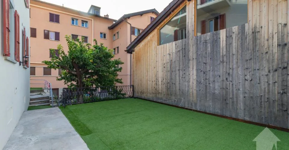 Bâtiment de trois appartements entièrement rénové avec goût – foto 5 di 13