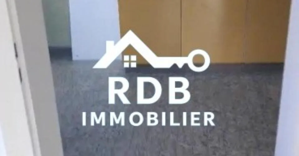 Appartement de 6 pièces au 8ème étage situé à Onex 1213