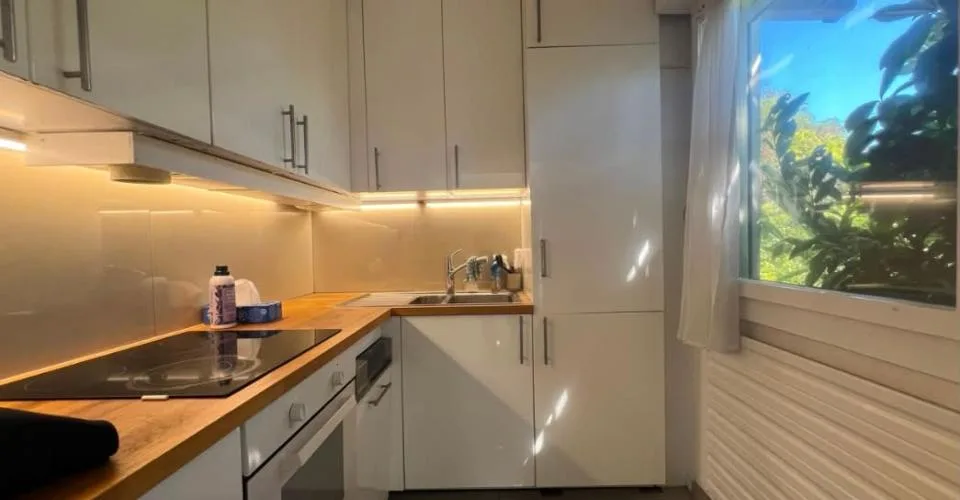 Beautiful individual house with 6 rooms / 4 bedrooms / 2 bathrooms / 3 parking spaces / electric charging station