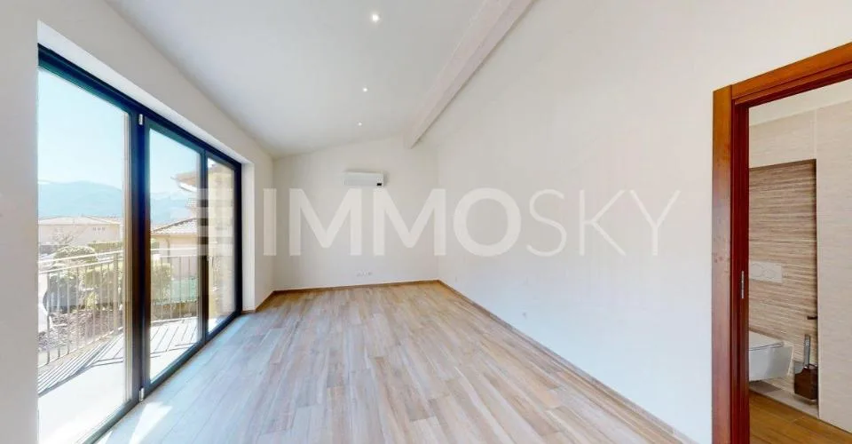 Casa moderna con materiali all'avanguardia e tanti dettagli unici – foto 10 di 12