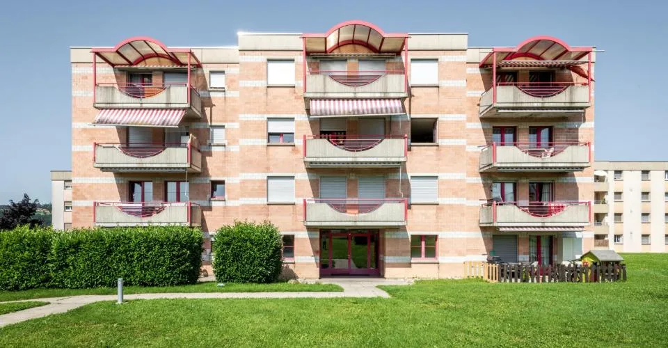 Joli appartement de 2½ pièces avec balcon