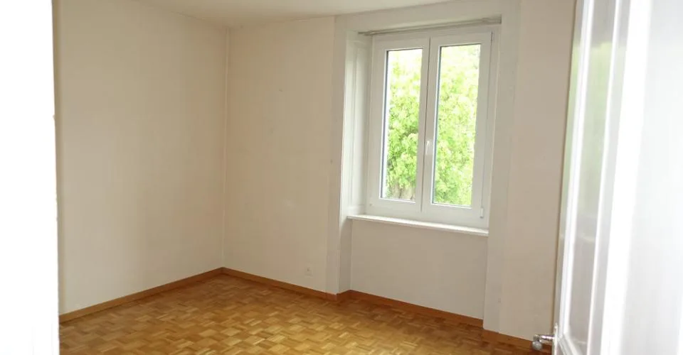 Tramelan – Edificio residenziale con 4 appartamenti situato nel centro della località – foto 17 di 24