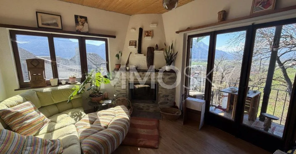 Haus mit zwei Wohnungen: Wohnen Sie in einer, verdienen Sie mit der anderen – Foto 3 von 10