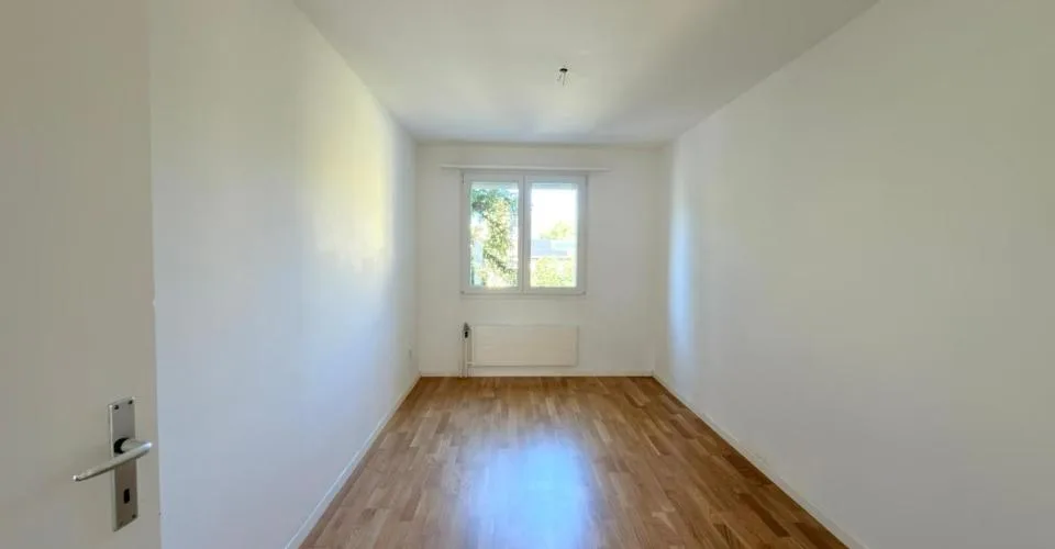 Helle 3.5-Zimmer-Wohnung mit Balkon in Nidau