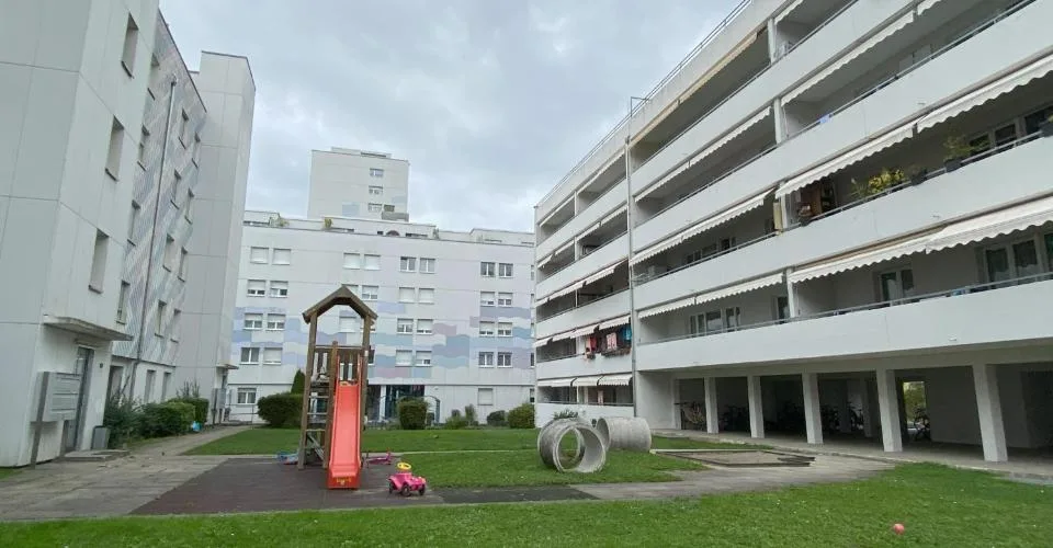 Helle 3.5-Zimmer-Wohnung mit Balkon in Nidau