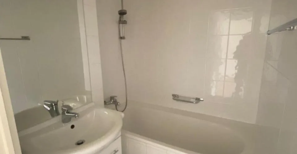 Bello appartamento di 3.5 locali con ampio balcone – foto 4 di 13