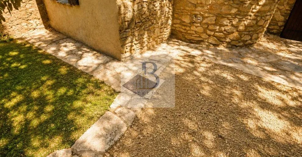 Provence - France - Charmante maison de village – photo 8 sur 12