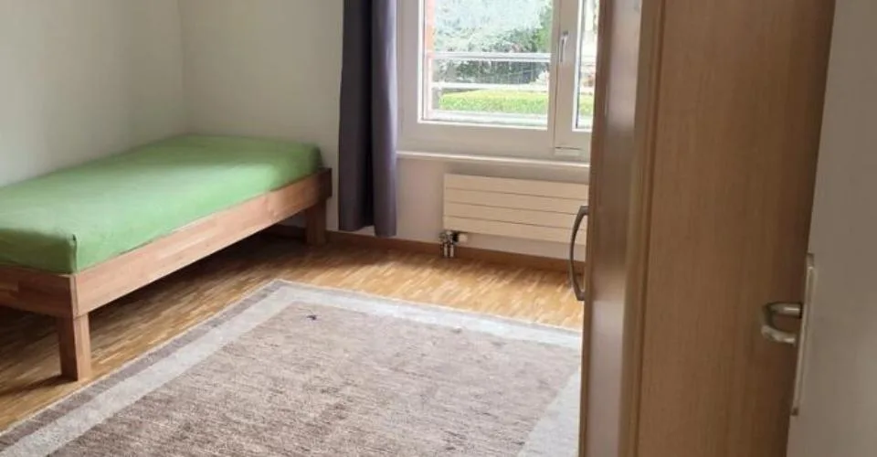 Bel appartement de 4p. dans une environnement agréable – Foto 8 von 12