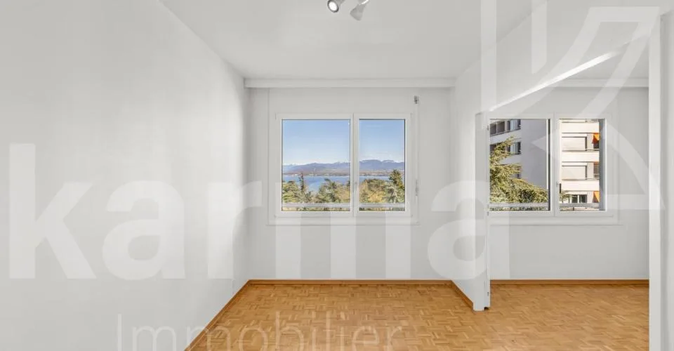 Lumineux appartement offrant une vue sur le lac et les Montagnes – foto 8 di 13