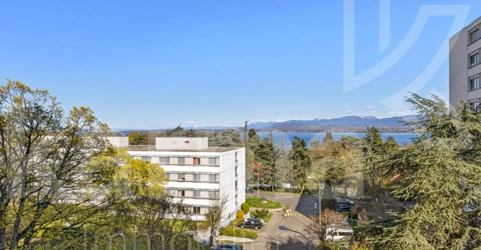 Lumineux appartement offrant une vue sur le lac et les Montagnes – foto 13 di 13
