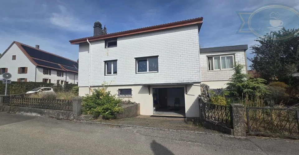 Grande maison individuelle de deux appartements – Foto 2 von 13