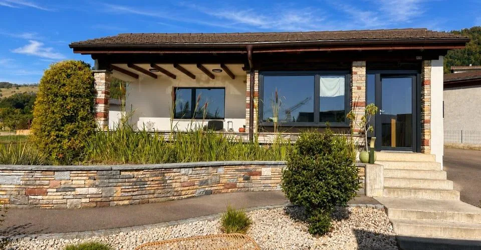 Magnifique propriété contemporaine avec dépendance à vendre à Boécourt – Foto 11 von 13