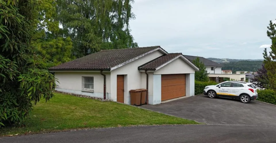 À Glovelier à vendre villa de 9.5 pièces sur une vaste parcelle – Foto 6 von 13