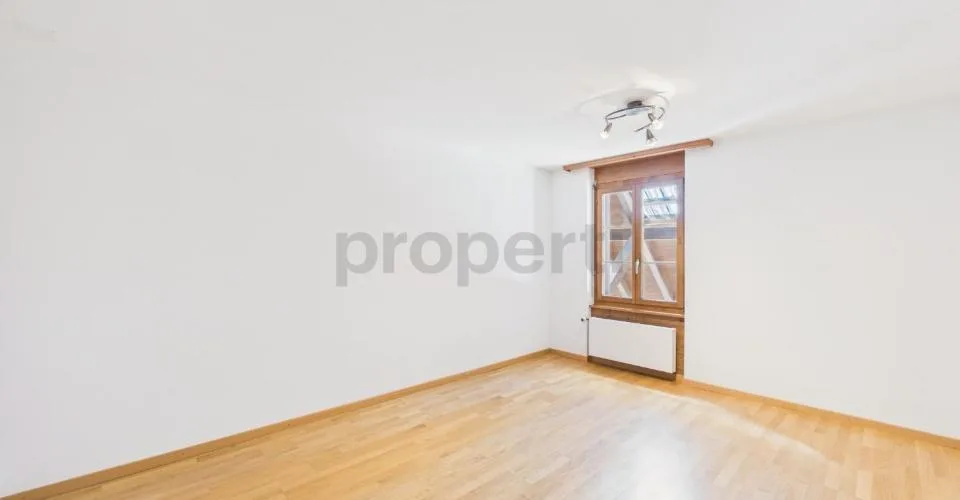 Moderne 3.5-Zimmer-Wohnung mit grosszügigem Grundriss und sonnigem ...