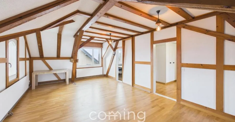 Appartement de 1.5 pièce sous les combles à Madiswil - situé au calme et prêt à être occupé immédiatement