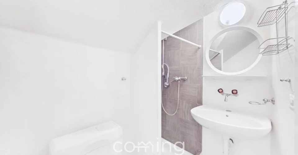 Appartement de 1.5 pièce sous les combles à Madiswil - situé au calme et prêt à être occupé immédiatement