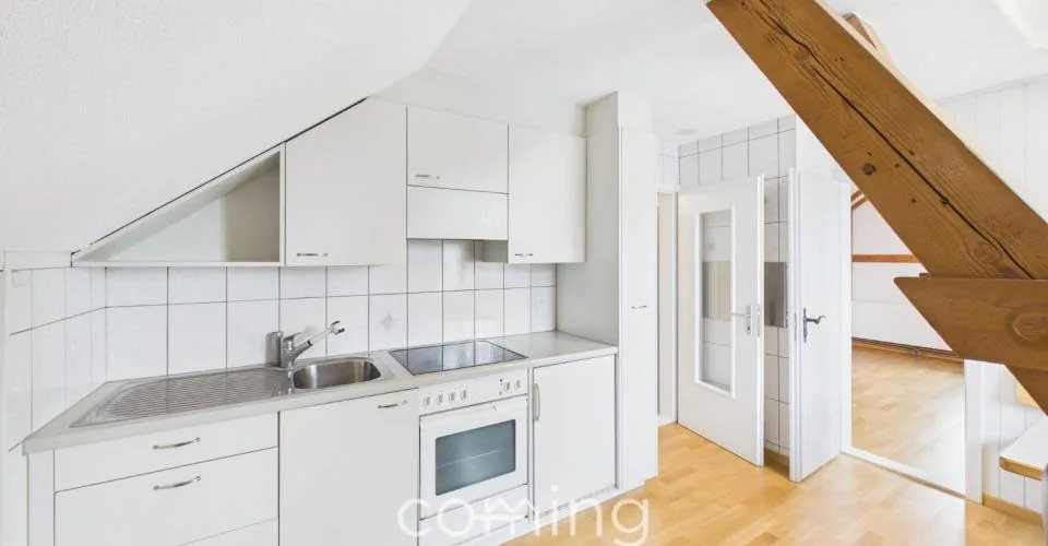 Appartement de 1.5 pièce sous les combles à Madiswil - situé au calme et prêt à être occupé immédiatement