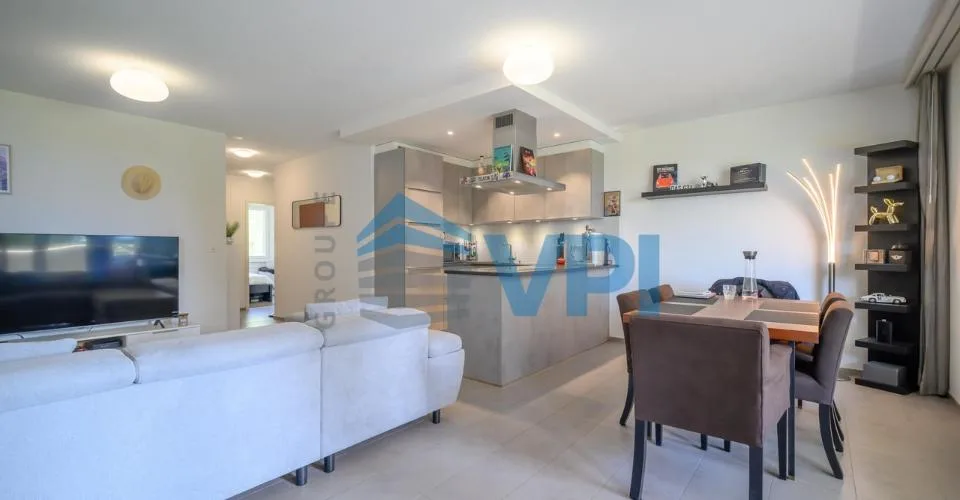 Charmant appartement en dessus de Montreux – Foto 2 von 20