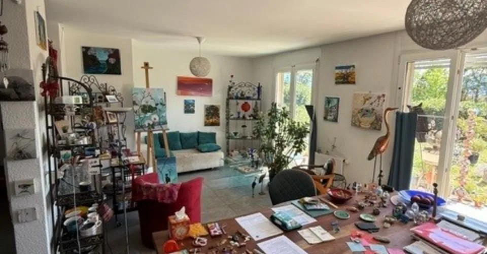 Bel appartement au rez-de-chaussée avec jardin à louer à Préverenges