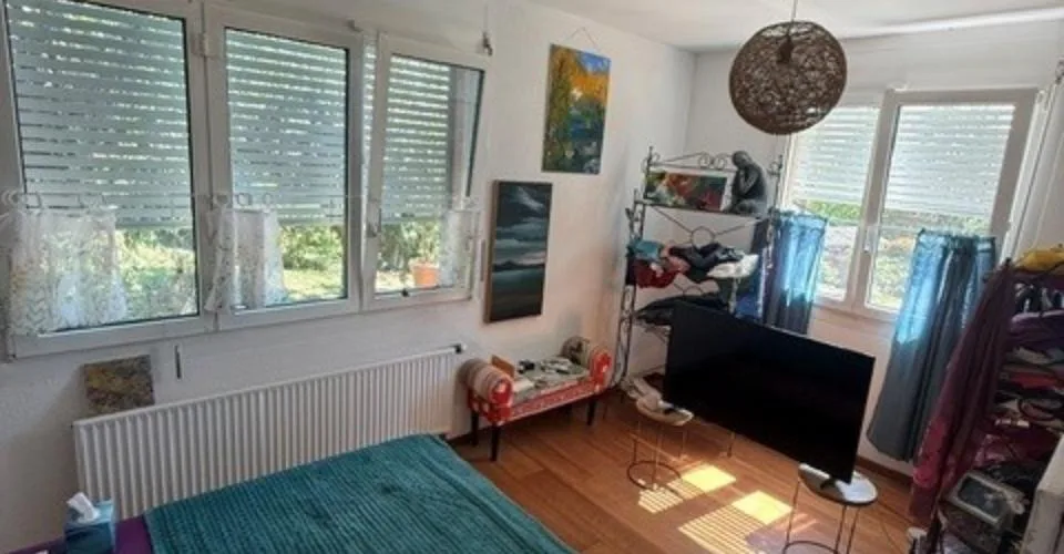 Bel appartement au rez-de-chaussée avec jardin à louer à Préverenges