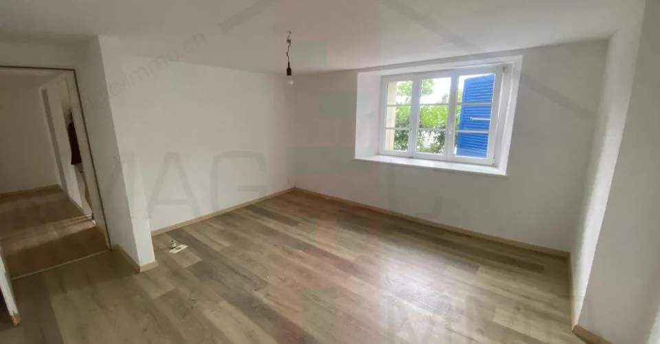 Appartement de 2,5 pièces au rez-de-chaussée à Cornol