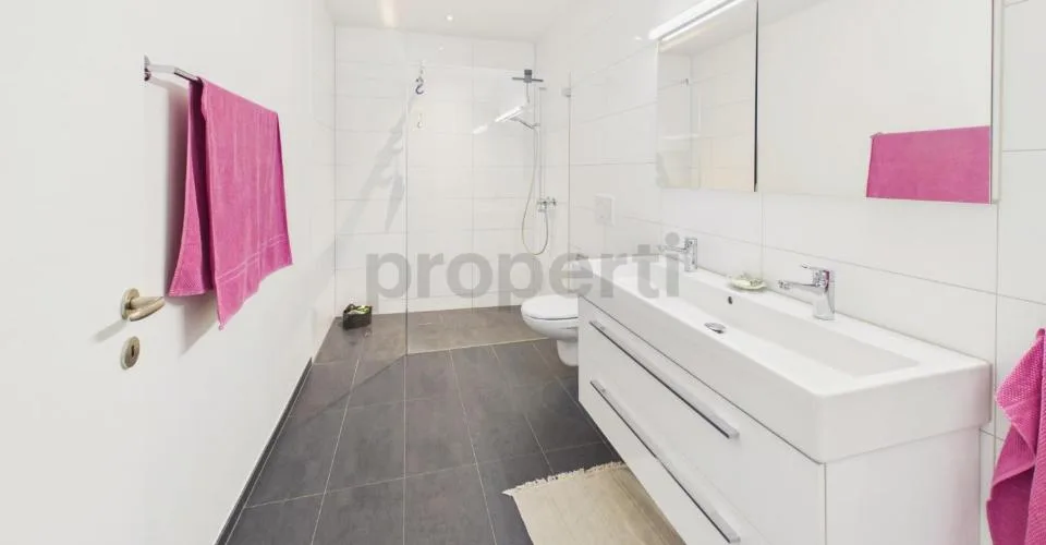 Bright 4.5-room apartment with exceptional spatial experience